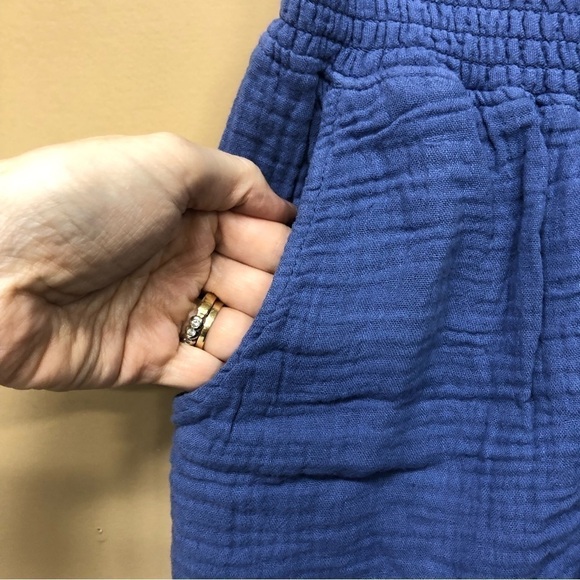 Three Dots Double Gauze Shorts Blue Size Small NWT - Picture 3 of 5